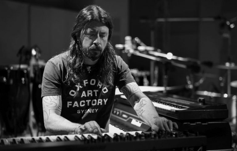 Sono Tornati I Foo Fighters Ecco Il Singolo Rescued E Titolo Data