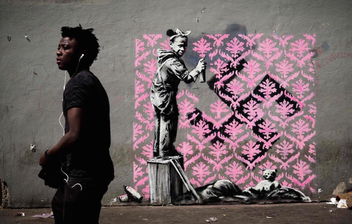Banksy Sette Nuove Opere A Parigi Raccontano I Migranti Rolling Stone Italia