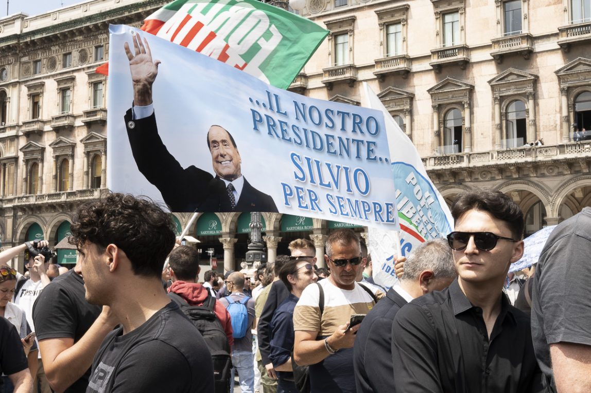 Silvio Berlusconi: è Morto Il Re Della Foresta, Viva La Foresta!