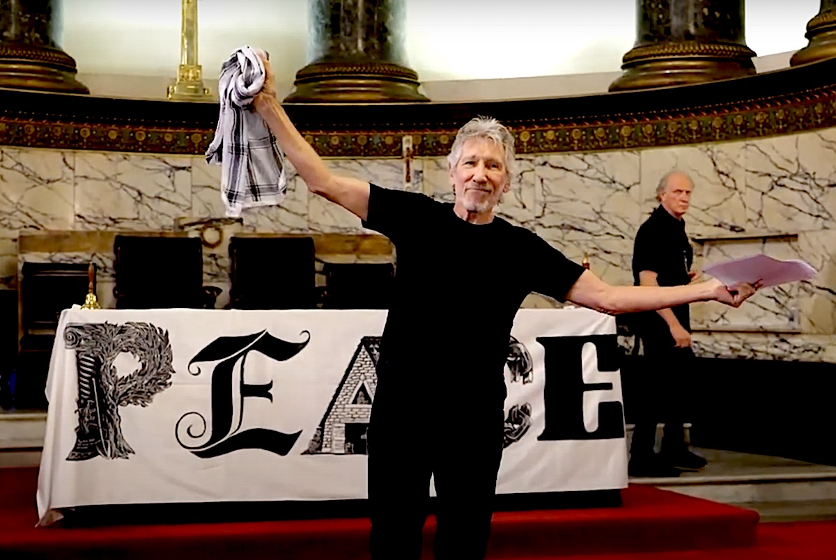 Roger Waters ha cantato ‘Wish You Were Here’ per la Palestina