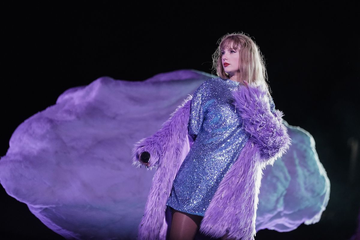 Taylor Swift rompe il silenzio sui fatti di Vienna: «Non ho parlato per non provocare chi voleva far del male ai miei fan»