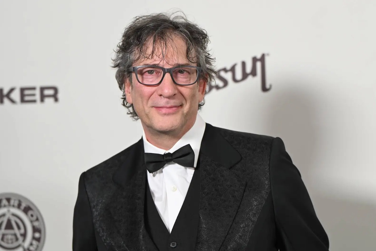 Neil Gaiman ha risposto alle accuse di violenza sessuale